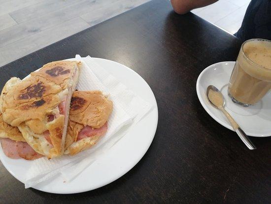 Bar Cafeteria El Faro